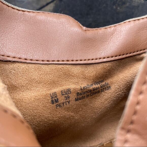 Sam Edelman Petty Ankle Bootie Size 8M GUC Ankle Zip Stacked Heel Suede - Picture 10 of 12